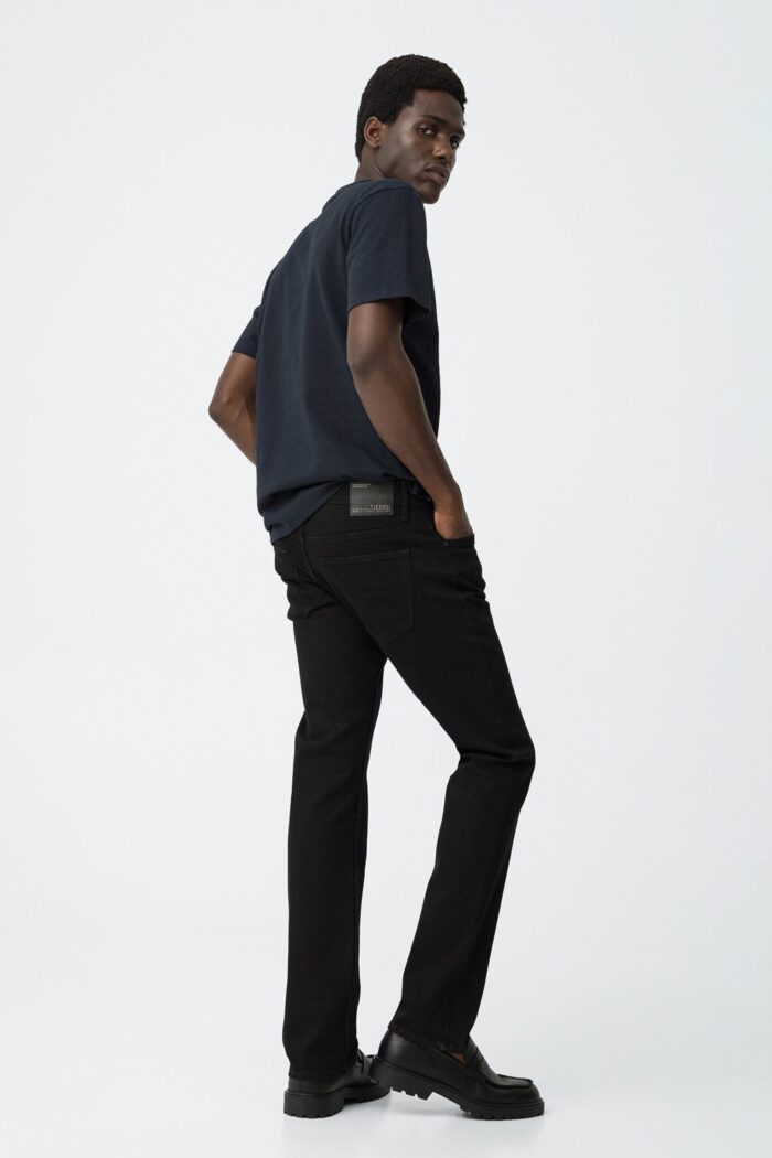 TIFFOSI MENS COMFORT FIT JEANS LEO BLACK - Image 3