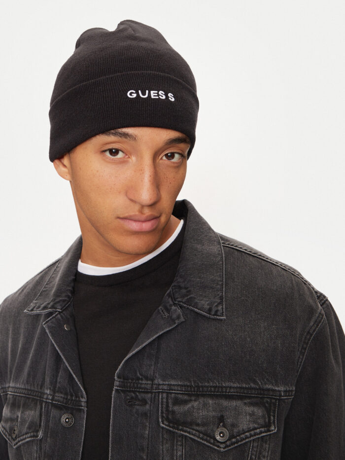 GUESS BINO BEANIE BLACK - Image 4